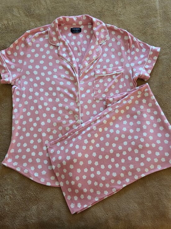 kate spade Other - Kate Spade Pajama Set Size S Pink Clouds Short Sleeve Wide Capris ID SKYKH Cozy